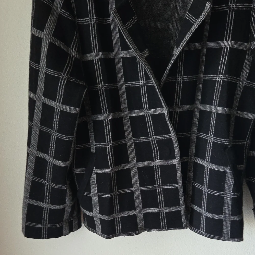 Moth by Anthropologie Knit Sweater Blazer Windowpane Checkered Black Gray Sz L